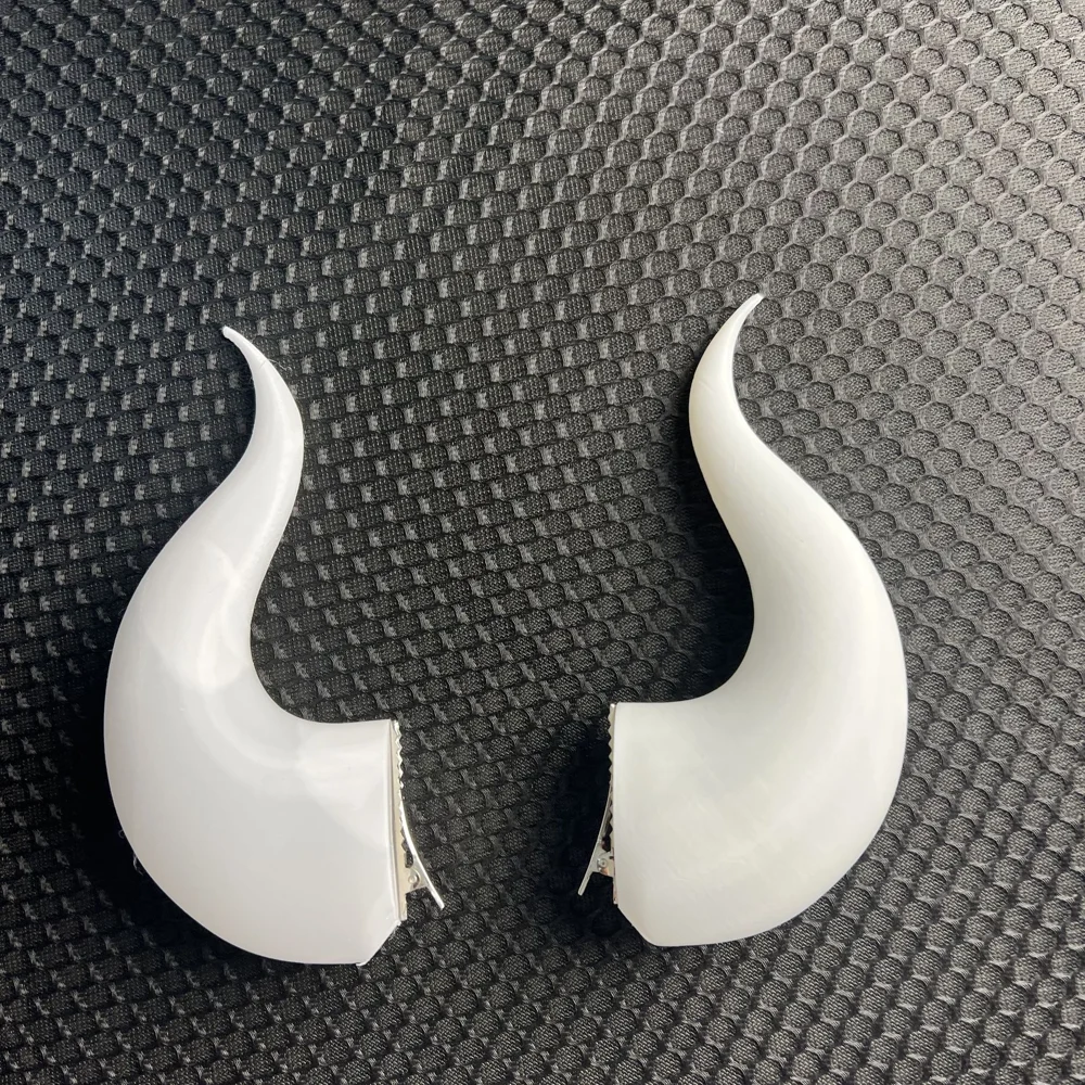 Ulti Costume Horns